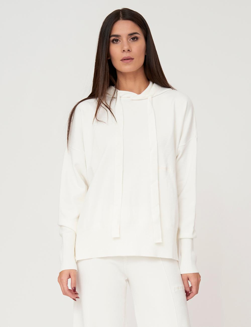 Maglia con cappuccio con spacchi laterali