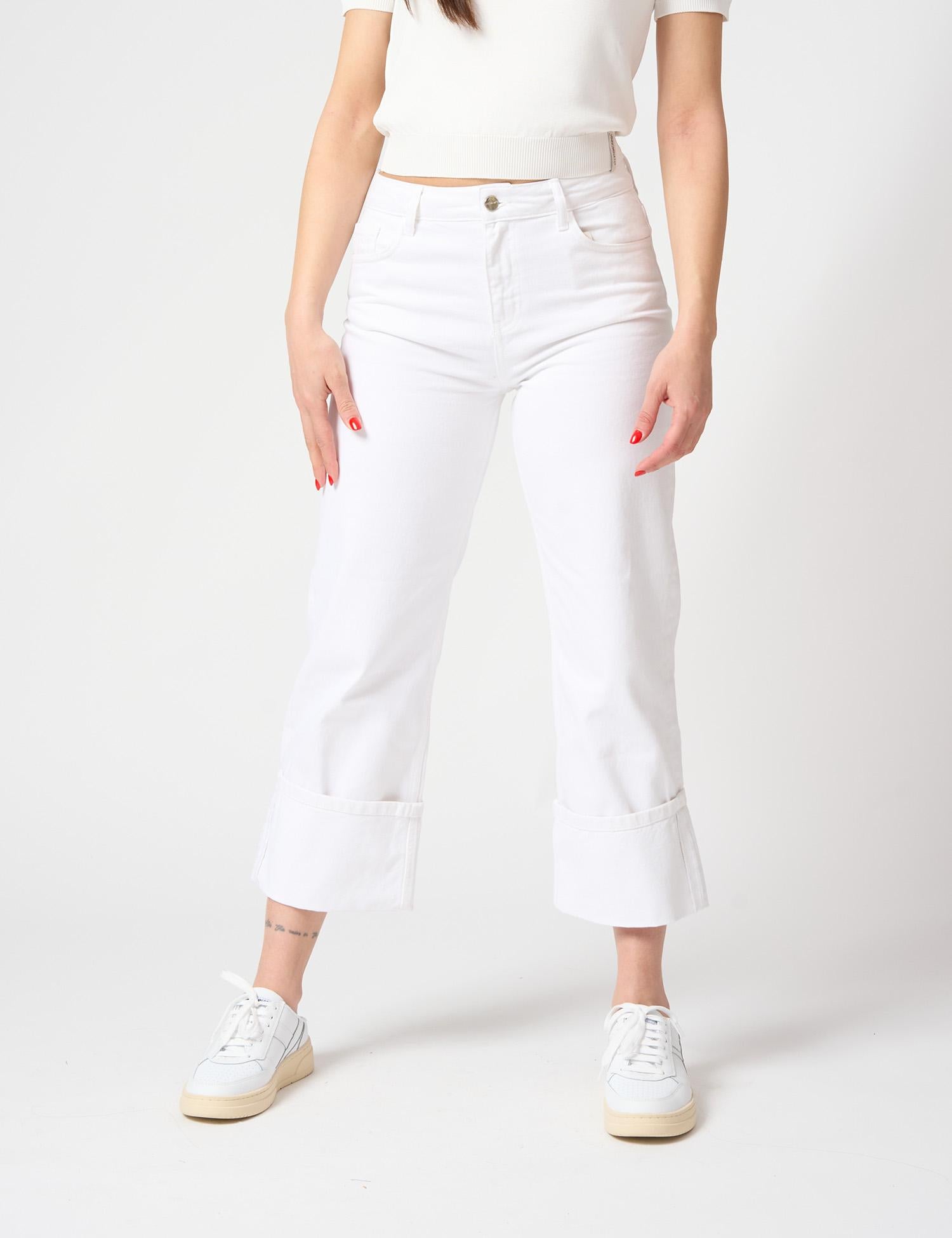 Pantalone denim con piegone