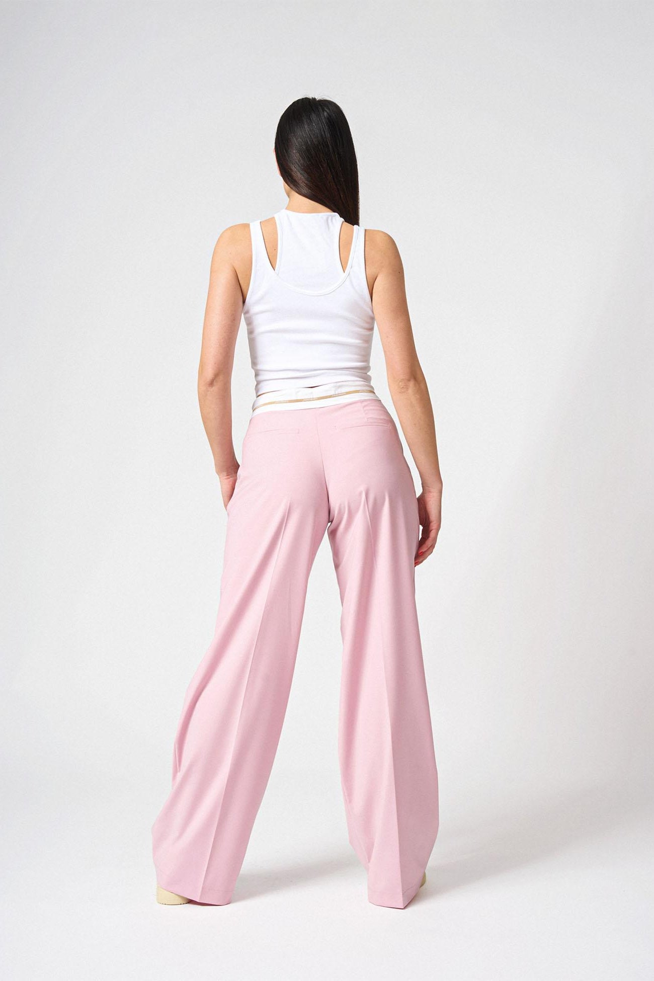Pantalone dritto con cinto logato