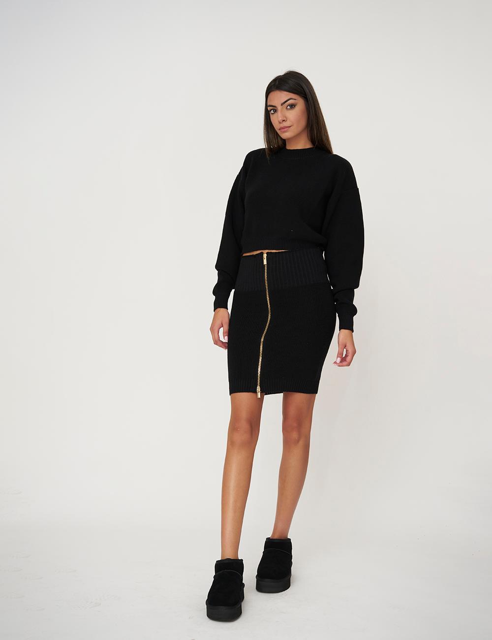 Gonna corta con risvolto