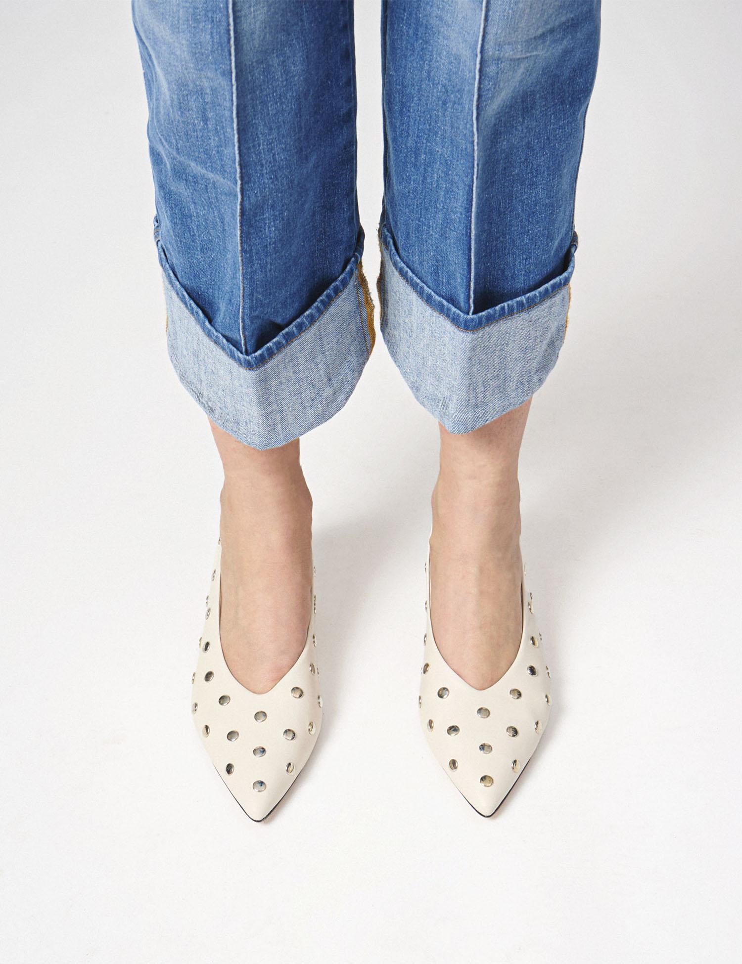 Slingback con borchie