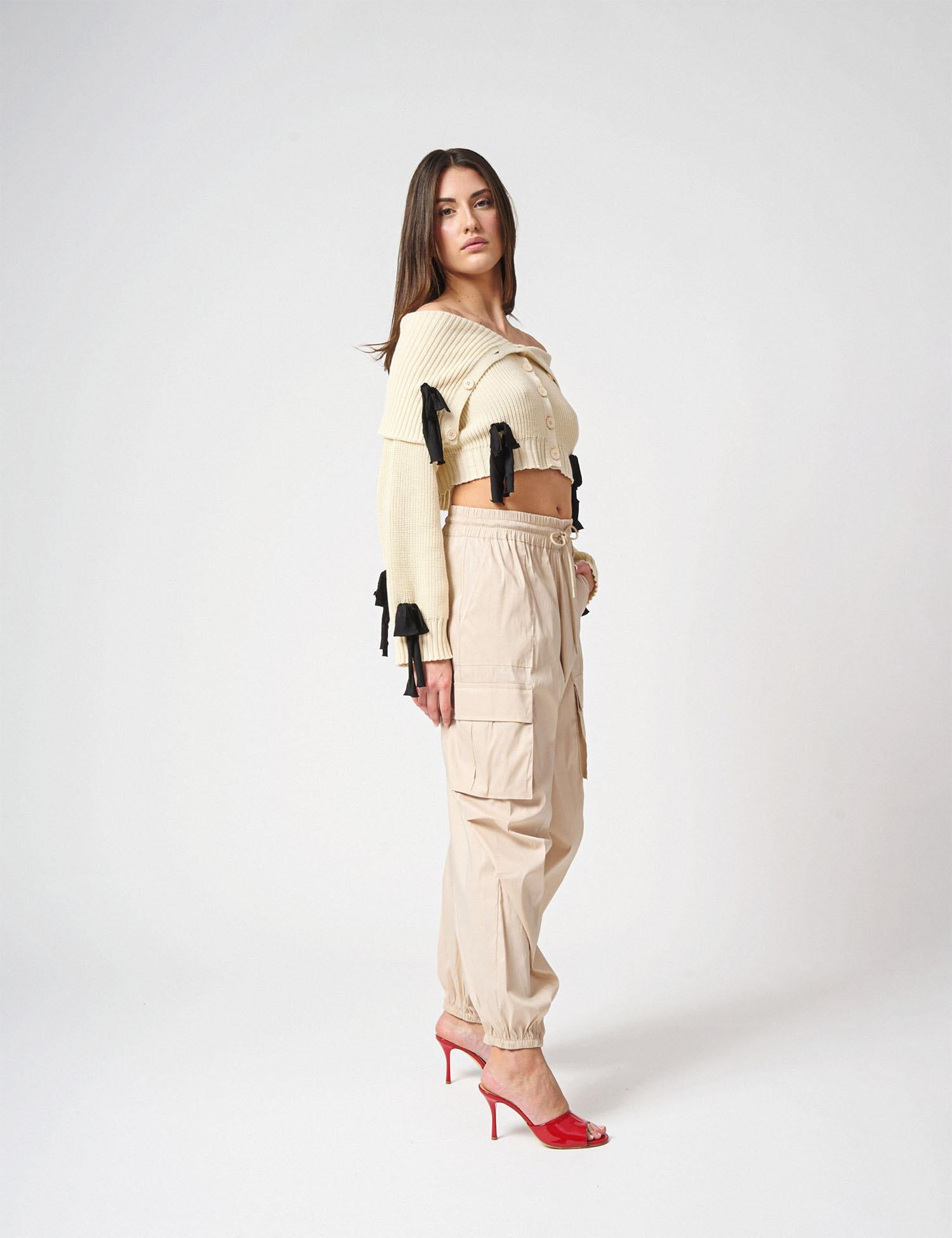 Cardigan con fiocchi