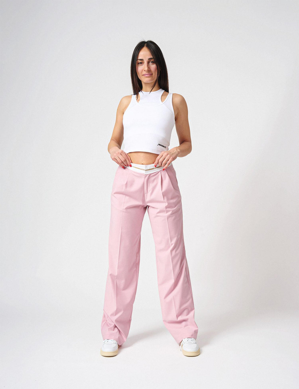 Pantalone dritto con cinto logato