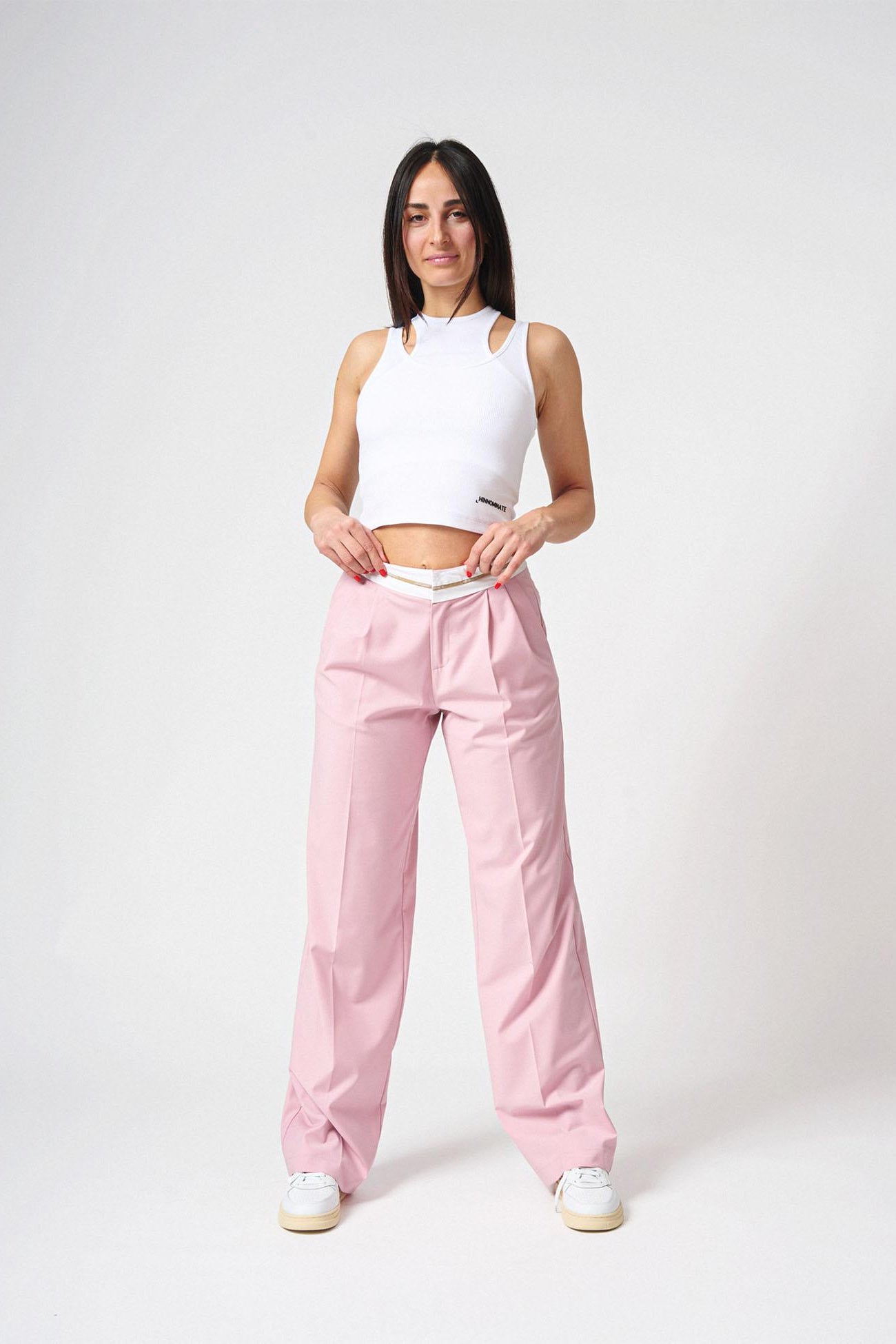 Pantalone dritto con cinto logato