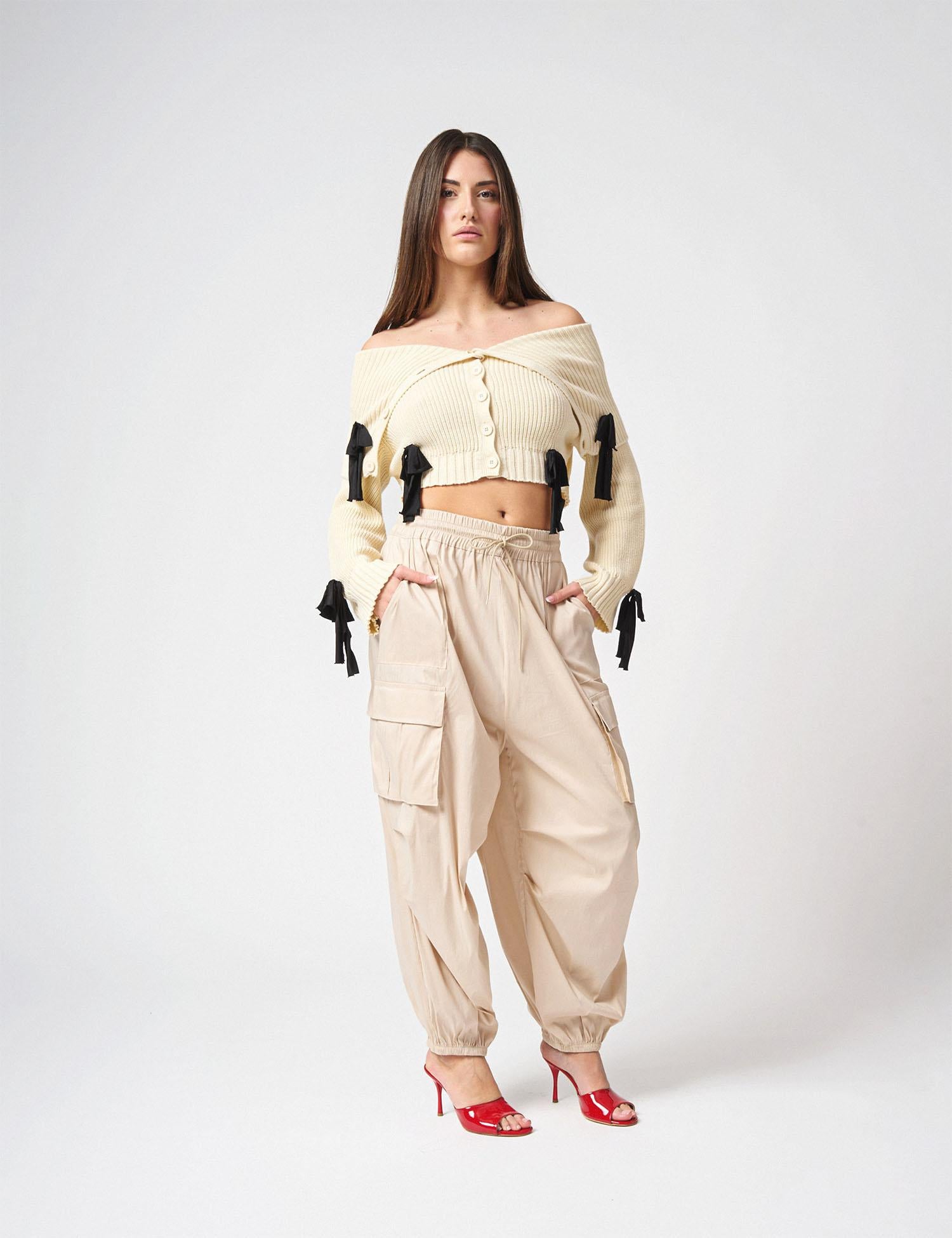 Cardigan con fiocchi