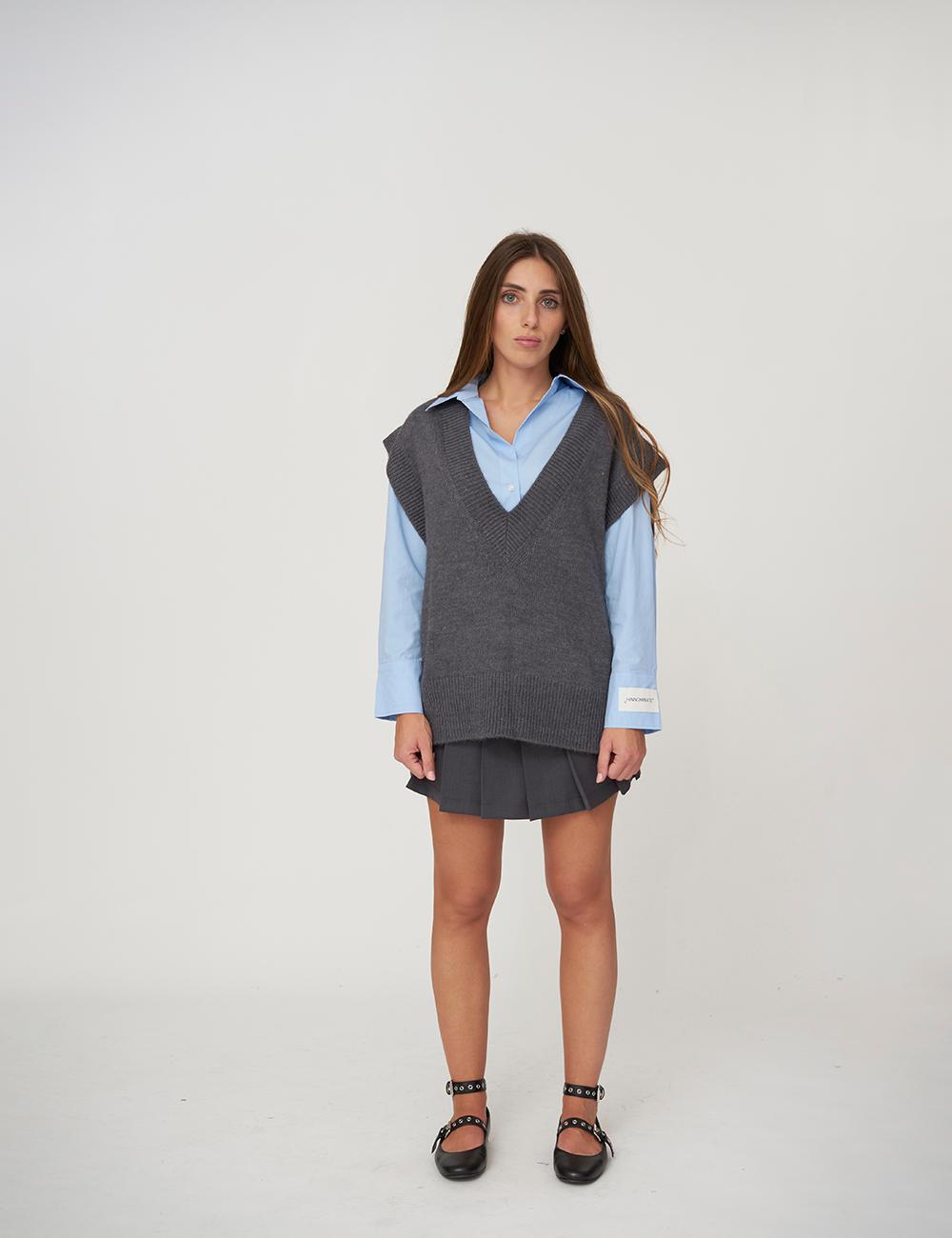 Smanicato scollo a V