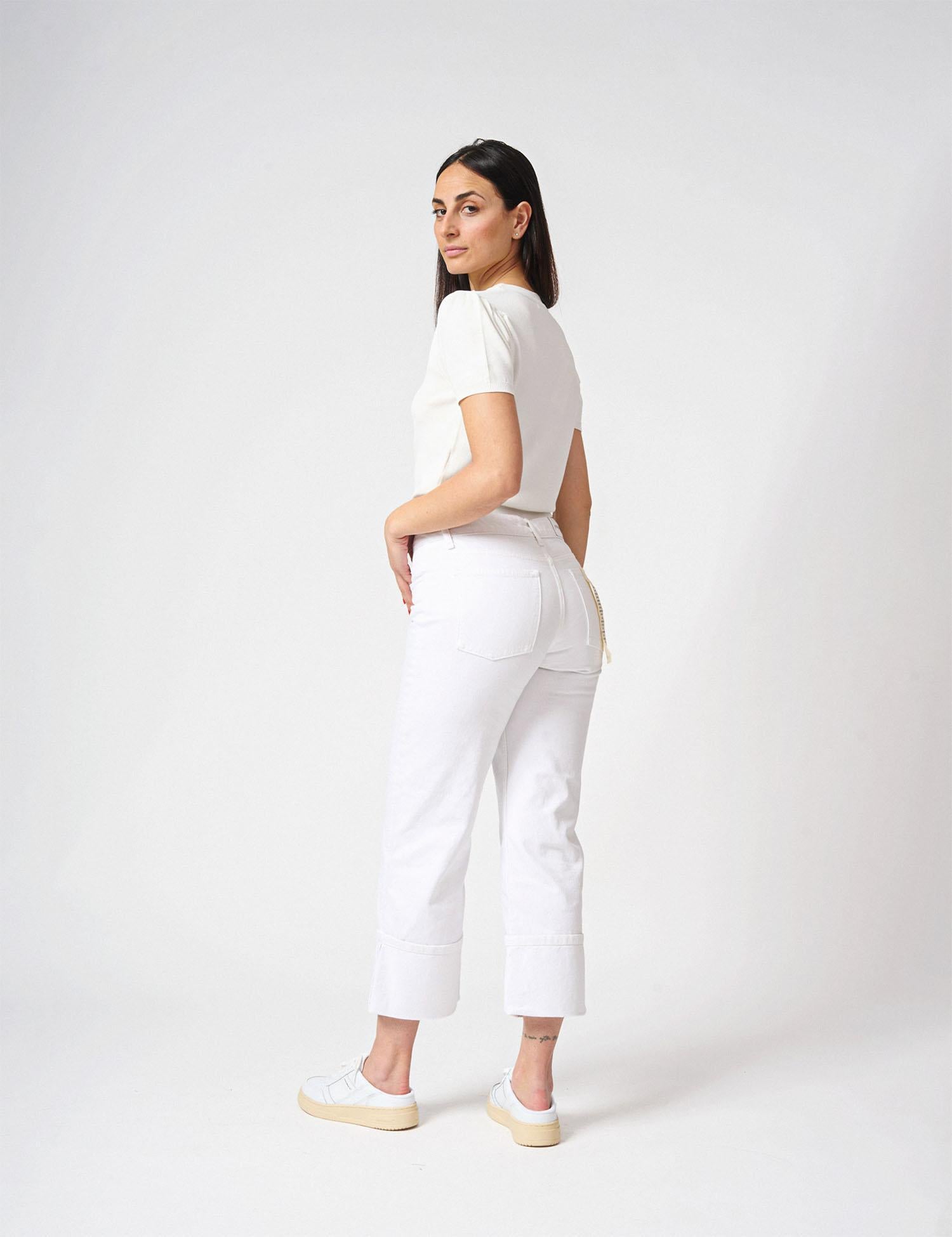 Pantalone denim con piegone