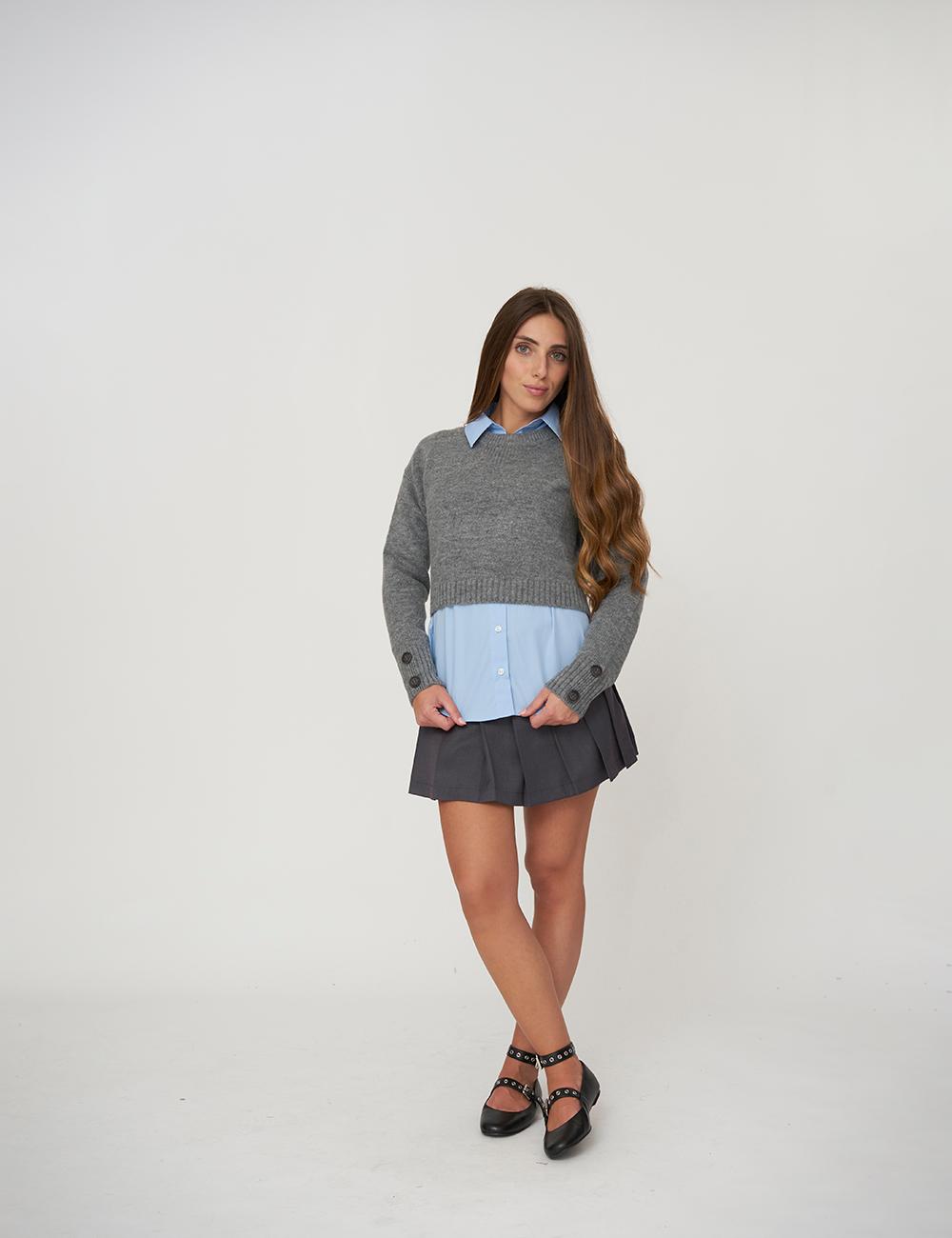 Maglia rasata girocollo con bottoni