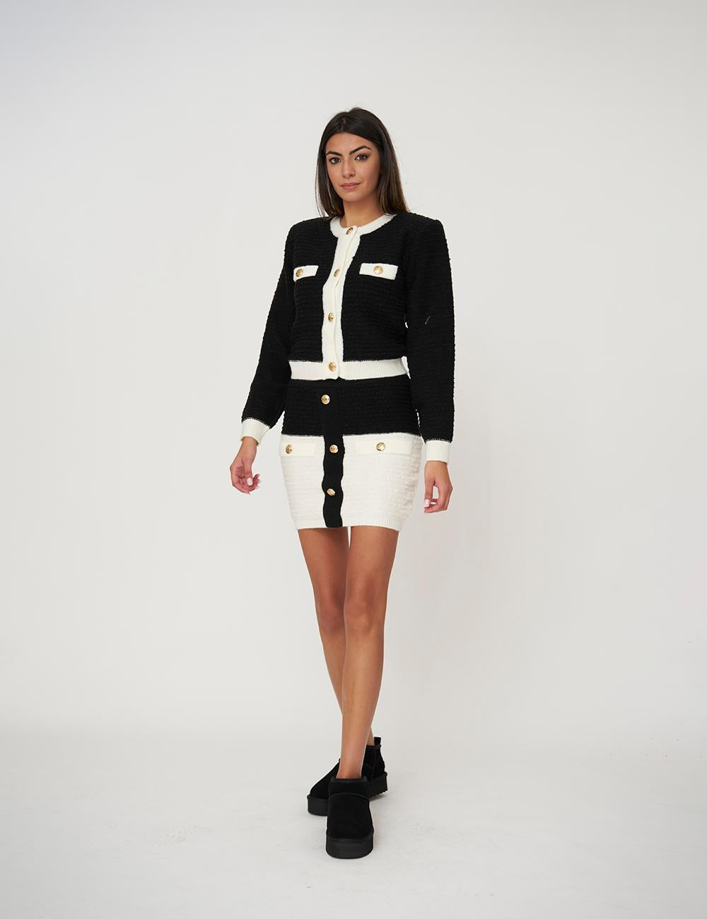 Giacca cropped con bottoni