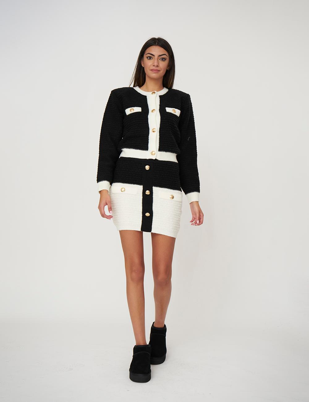 Giacca cropped con bottoni