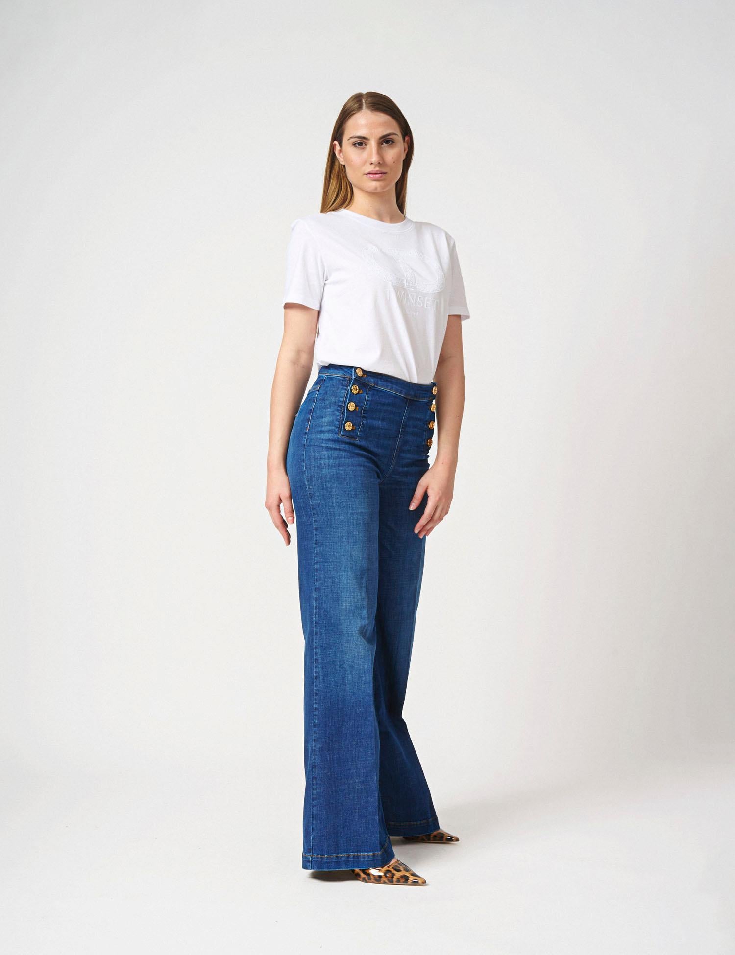 Jeans leg fit con bottoni