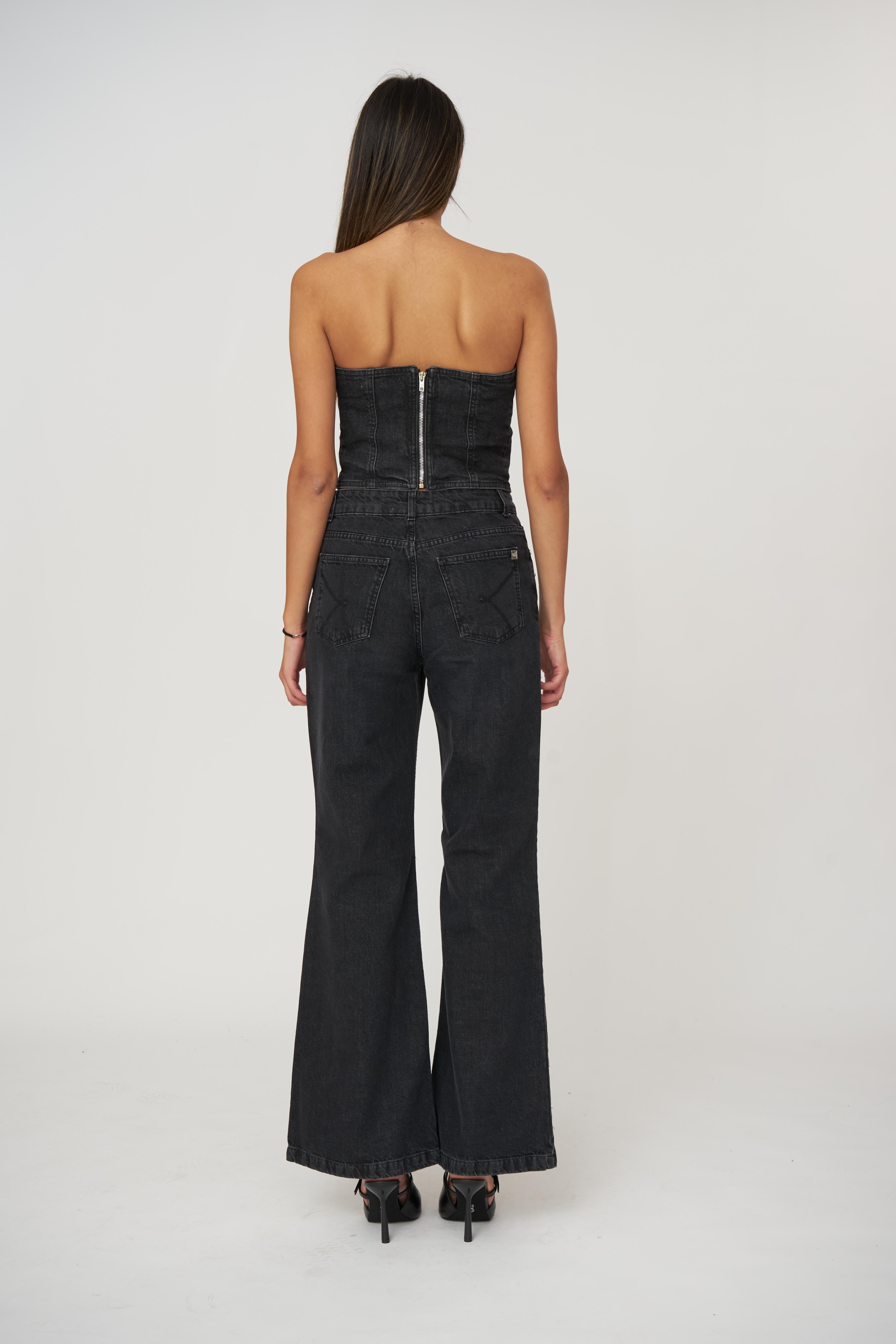 Jeans con applicazioni