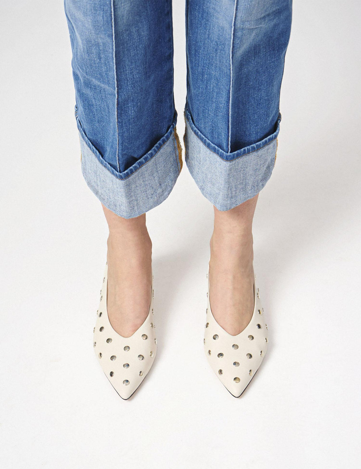 Slingback con borchie