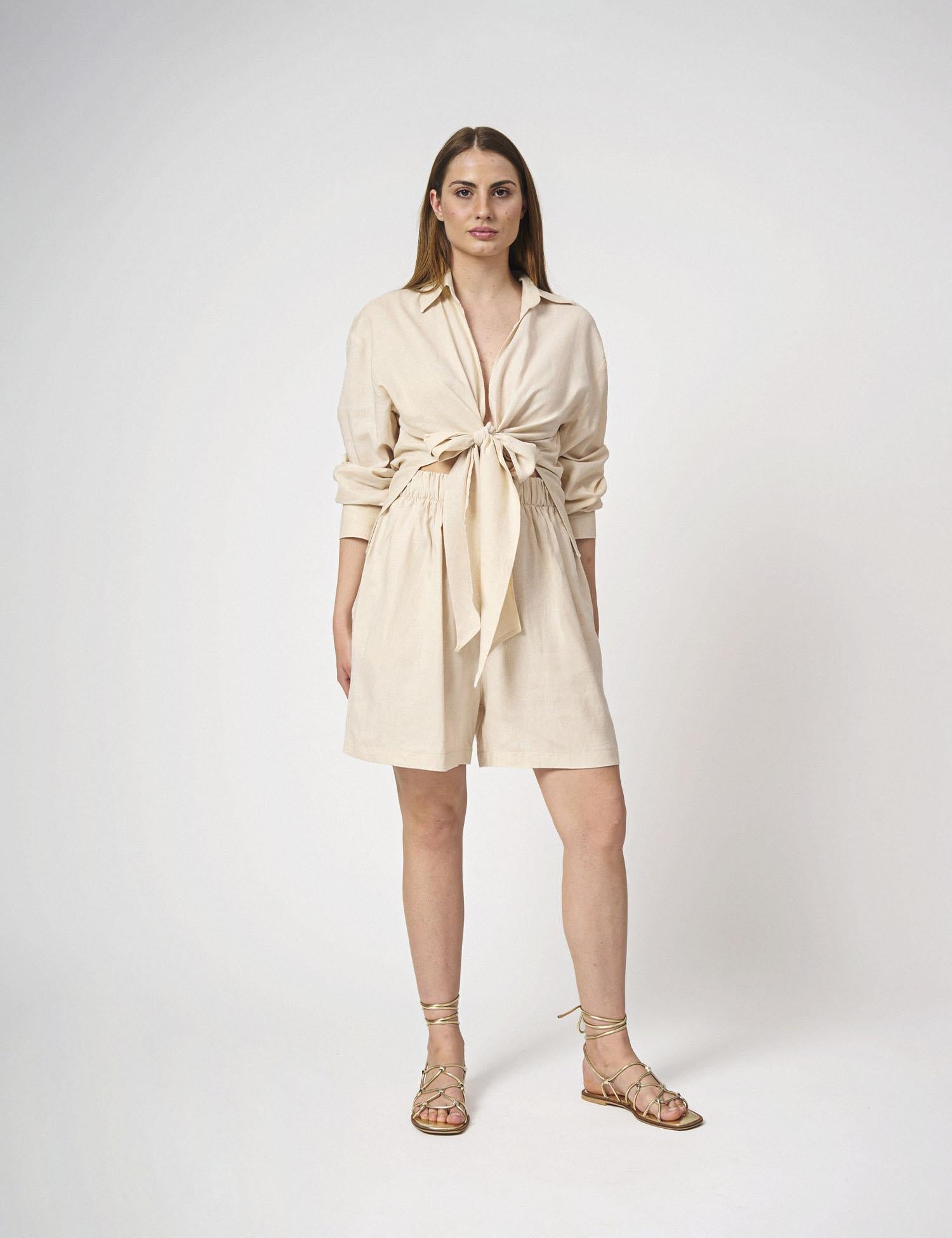 Camicia di lino nodo sul davanti