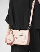 Pocket shoulder bag