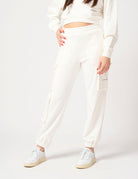 Pantalone con tasconi laterali