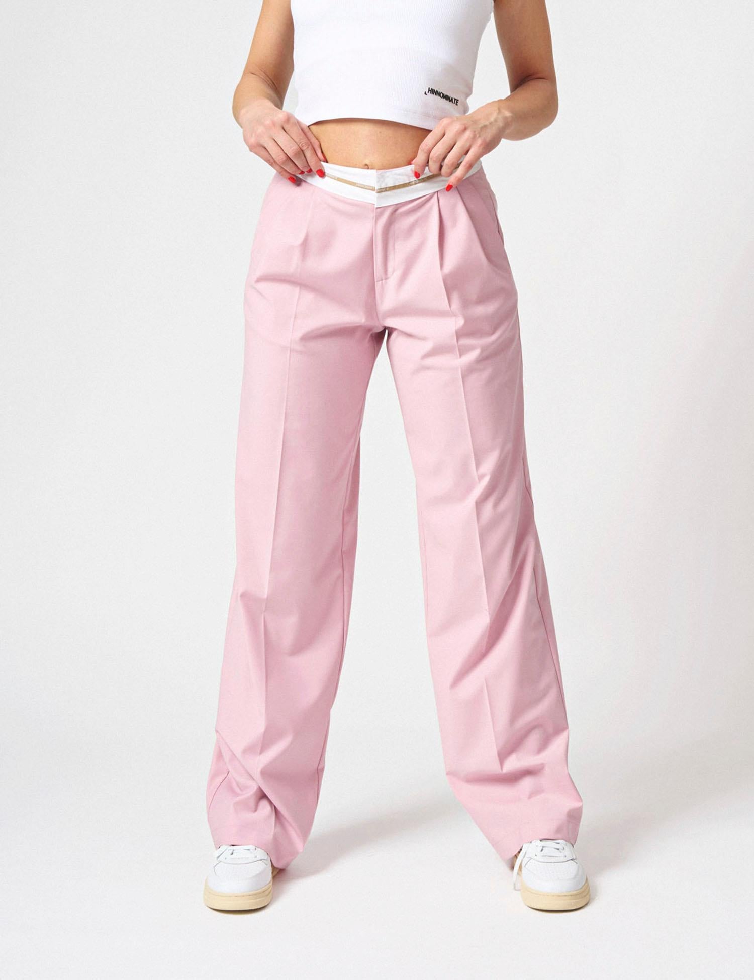 Pantalone dritto con cinto logato