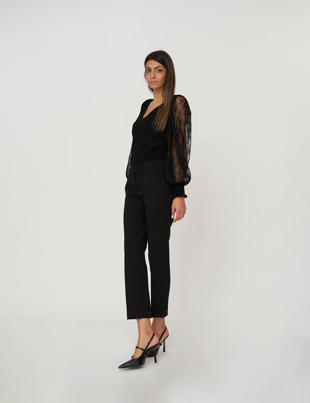 Pantalone alla caviglia