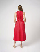 Abito lungo con cintura