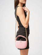 Night edition round pochette