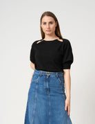 Maglia con cut-out laterali