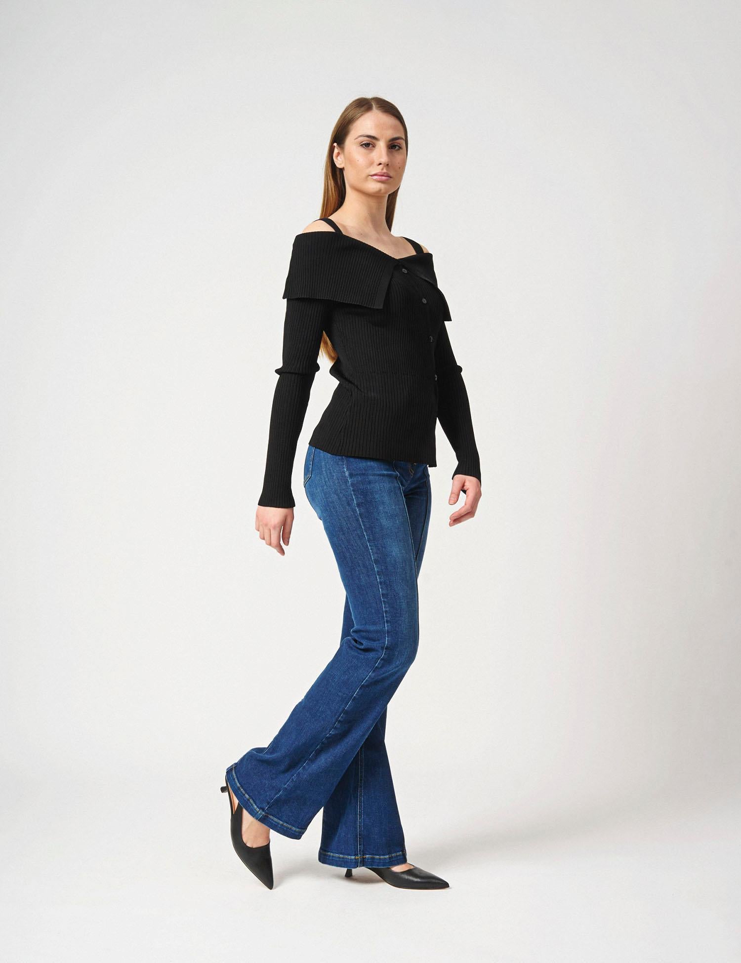 Jeans fit vita alta