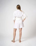 Camicia di lino nodo sul davanti