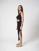 Abito a coste con bottoni